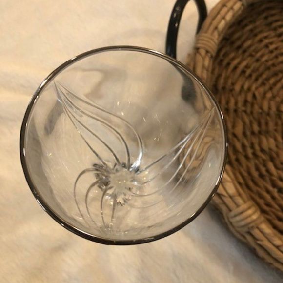 HOST PICK! Mikasa Golden Lights Goblet NWOT - Picture 3 of 5